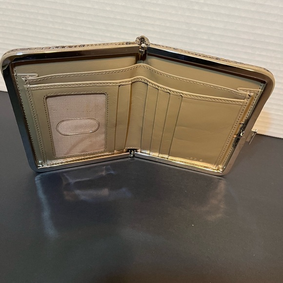 Lodis Clutch Framed Wallet.  5” Wide X 4” High - Picture 8 of 10